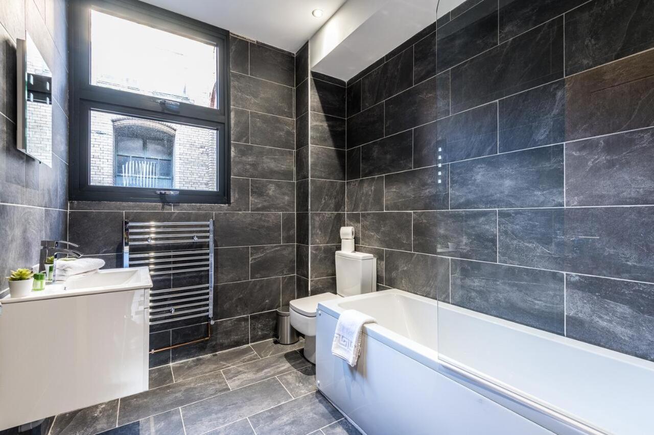 27 Stanley Street Aparthotel By Ustay Liverpool Exteriör bild
